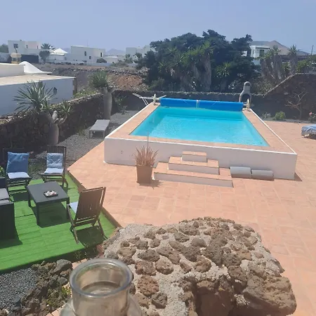 Tipica Lanzarote House Only Adults Frühstückspension Tías
